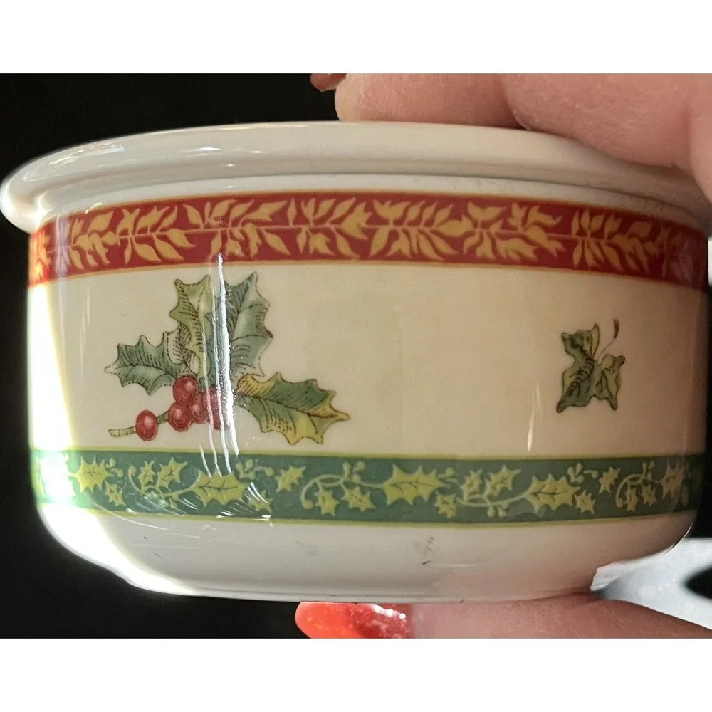 Villeroy Boch Festive Memories Trinket Dish/Box Father Christmas 3
